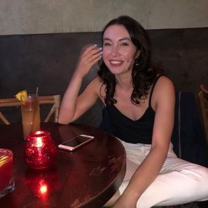 Meet your Posher, Mira